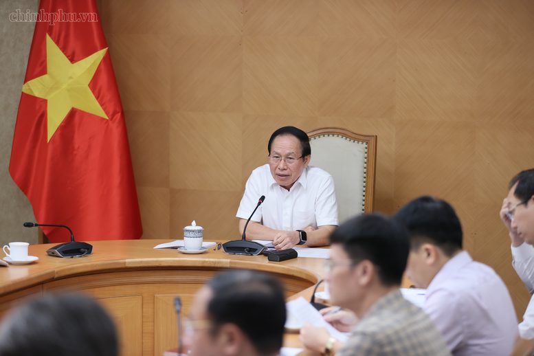 Sách giáo khoa khan hiếm, nhiều phụ huynh và học sinh khó mua được sách, Phó Thủ tướng ra chỉ đạo 'nóng'