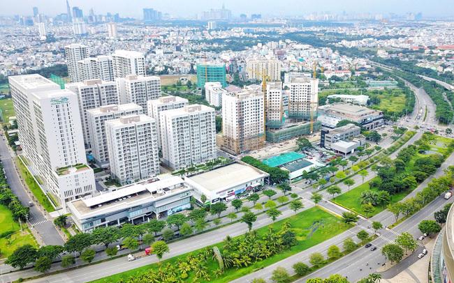 Gần 700.000 căn nhà đang xây dựng, giao dịch giảm nhưng tín dụng vẫn tăng: Dòng tiền bất động sản đang chảy về đâu?