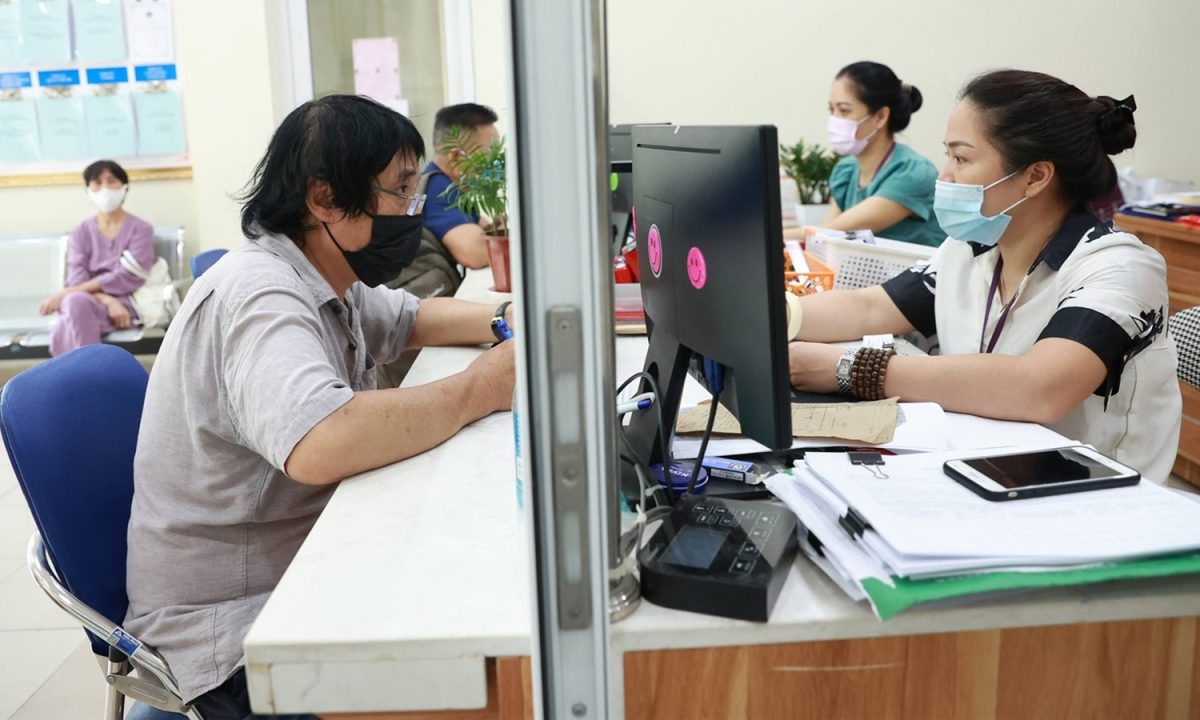 Bộ Nội vụ: Xem xét tiền lương, phụ cấp lãnh đạo cấp xã theo phân loại hành chính - Ảnh 1