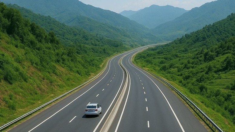Lập Hội đồng thẩm định Báo cáo nghiên cứu tiền khả thi cao tốc Bảo Hà - Lai Châu - Ảnh 1