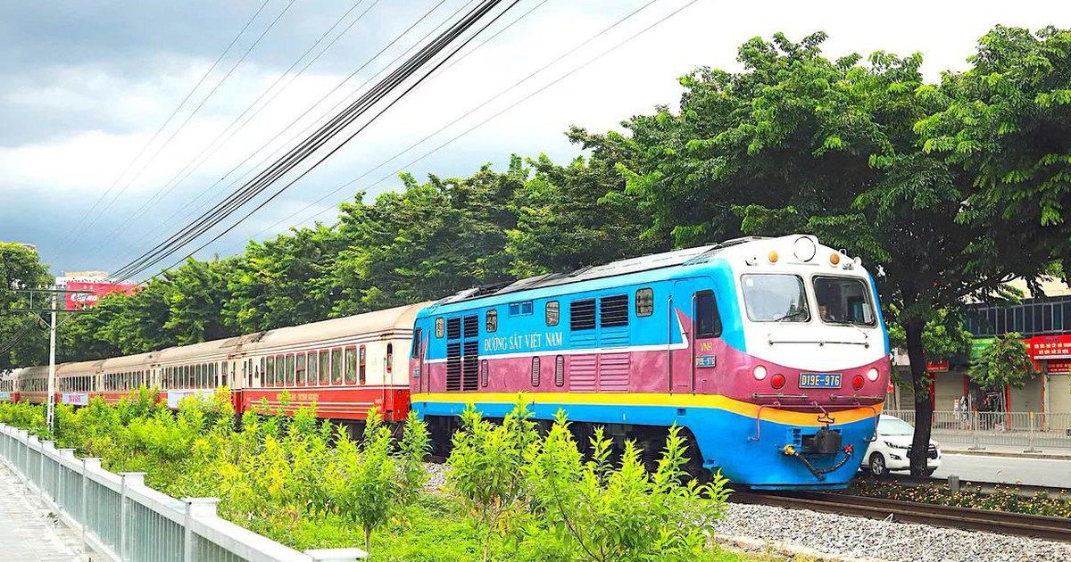 Đề xuất tổ chức lại các hành lang đường sắt qua Hà Nội - Ảnh 1