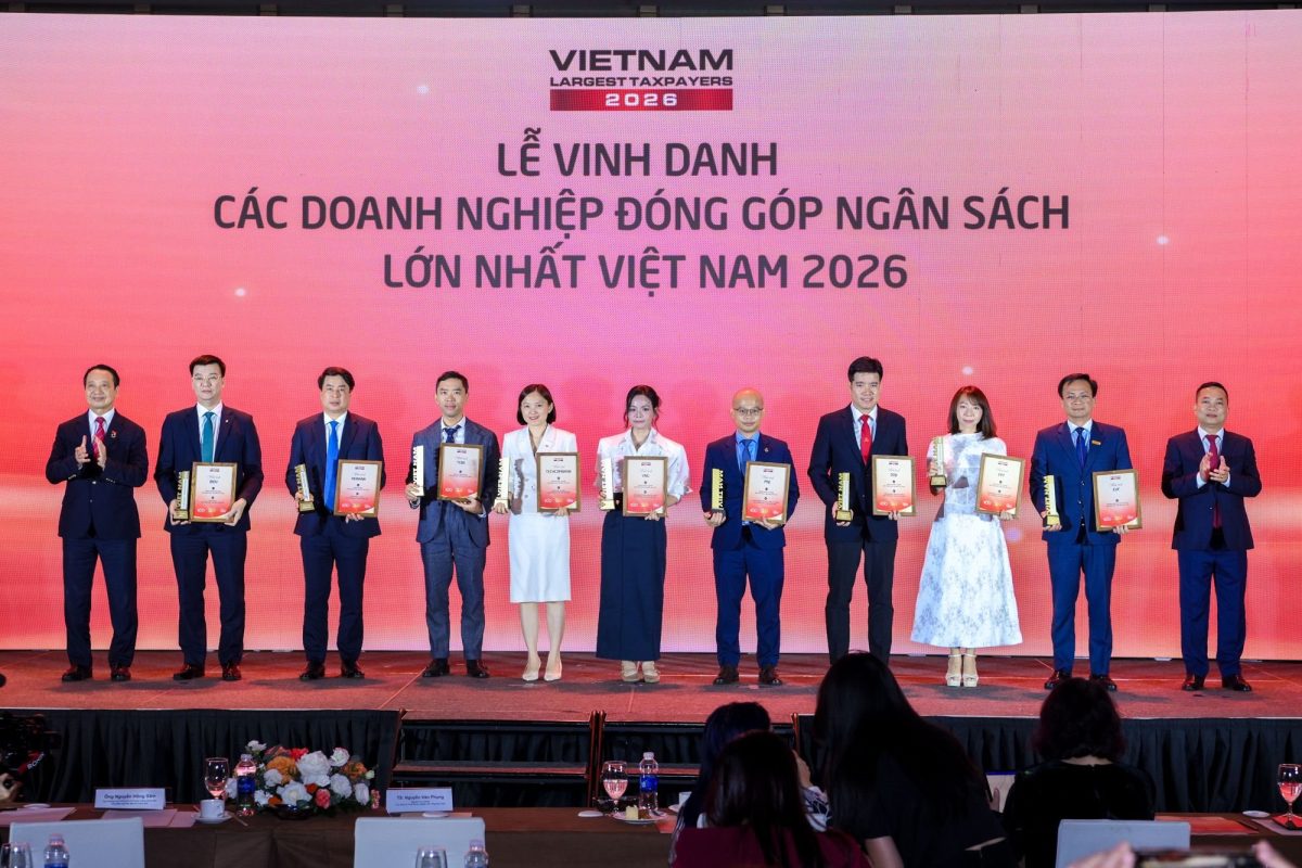 Lễ Vinh danh Doanh nghiệp nộp ngân sách lớn nhất 2025: Hàng chục đại diện nộp ngân sách hàng trăm nghìn tỷ đồng góp mặt - Ảnh 1