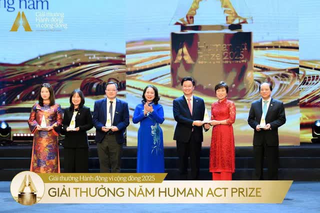 Thủ tướng phát động, Quỹ của Tập đoàn Vingroup đang trao tặng 11.000 tỷ đồng để làm 3 việc ý nghĩa ở VN
