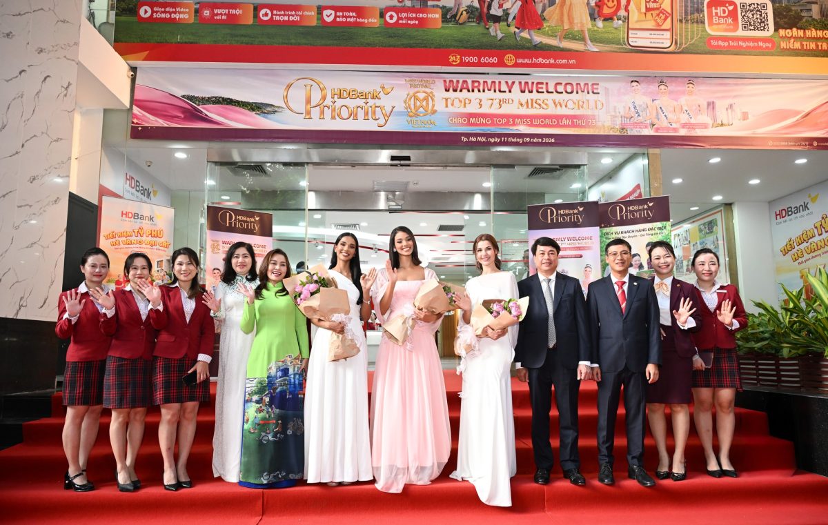 Top 3 Miss World ghé thăm trụ sở HDBank tại Hà Nội: Điểm gặp gỡ giữa vẻ đẹp quốc tế và tinh thần Việt Nam hiện đại