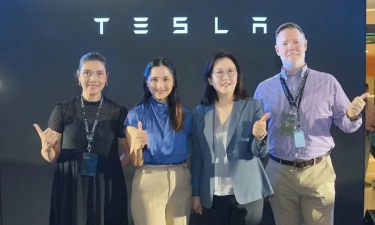 3 lãnh đạo đứng sau Tesla Motors Việt Nam: Người từng có 19 năm tại Apple, người nhiều lần xuất hiện khi Tesla mở thị trường mới