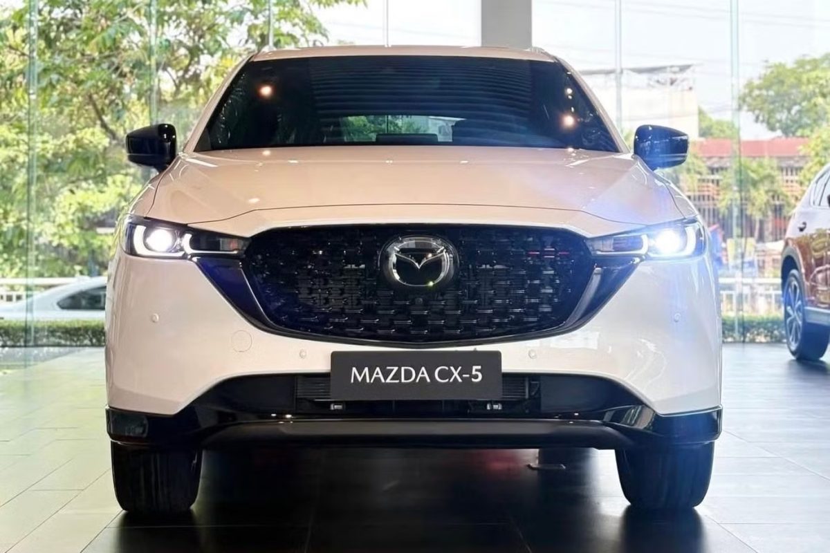Giá Mazda CX-5 'chạm đáy' mới tại đại lý - Ảnh 1