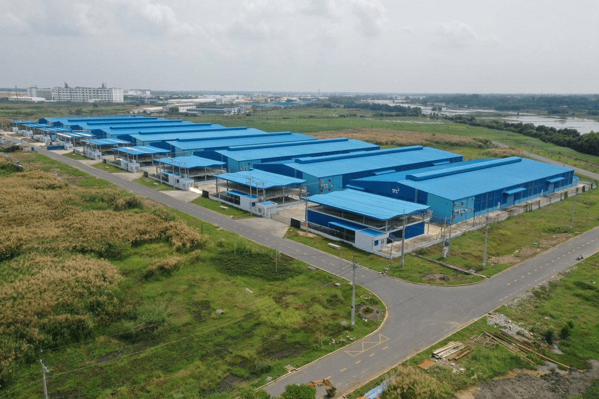 Nhà xưởng bất ngờ vượt đất công nghiệp, hút hơn 7 tỷ USD vốn FDI sản xuất mới vào Việt Nam