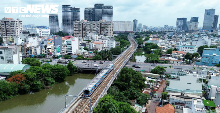Metro có phải 'đũa thần' cho thị trường bất động sản TP.HCM?