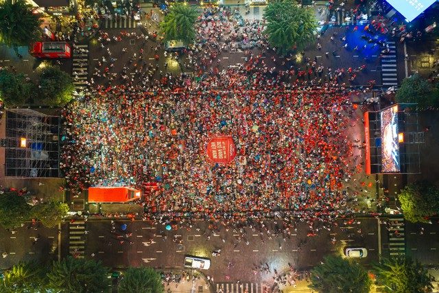 Bia Saigon cùng người hâm mộ nối dài niềm tự hào bóng đá Việt Nam