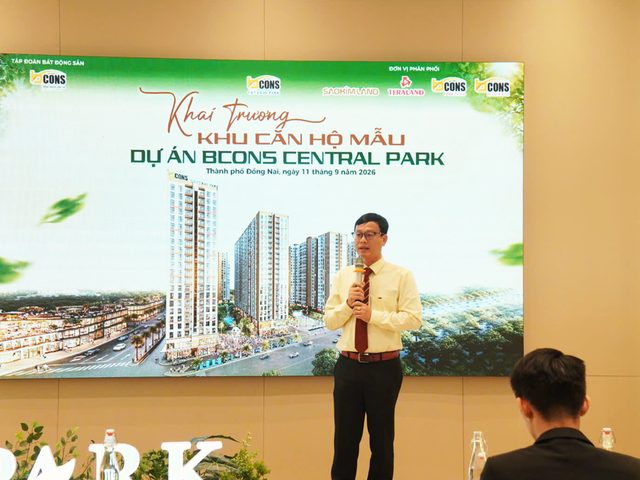 Tấp nập người tham quan nhà mẫu ‘căn hộ chuẩn xanh giữa lòng Biên Hòa’