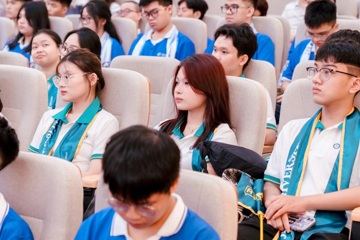 Gần 13.000 việc làm cần tiếng Trung và bài toán nhân lực chất lượng cao - Ảnh 1