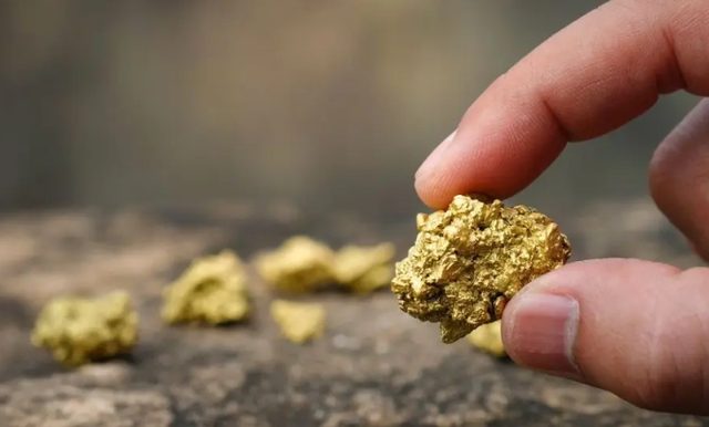 Phát hiện mỏ chứa hơn 1.000 tấn vàng dưới lòng đất ngay tại láng giềng Việt Nam, giá trị hơn 80 tỷ USD - Ảnh 1