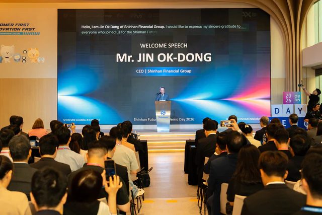 Chủ tịch tập đoàn tài chính hàng đầu Hàn Quốc đích thân sang Việt Nam tham dự một sự kiện: 'Hé mở' chiến lược tại thị trường 100 triệu dân - Ảnh 1