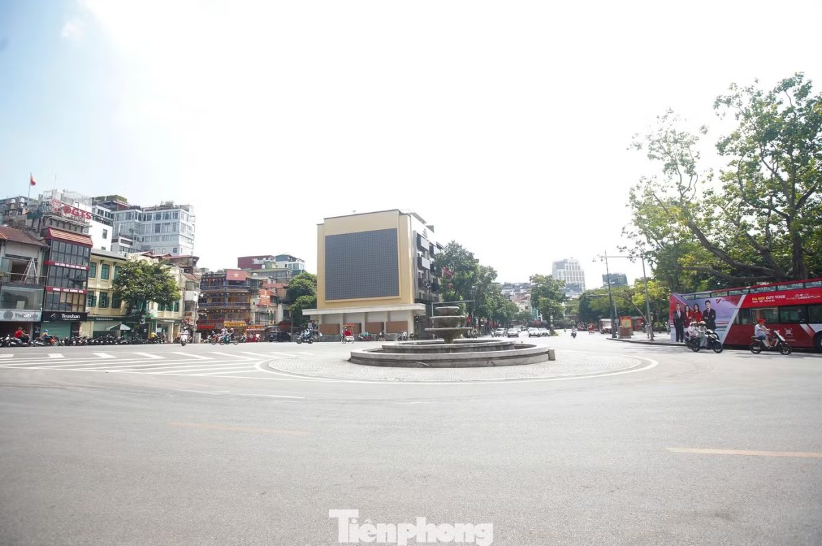 Hà Nội nói gì về ‘Khải Hoàn Môn’ và ý nghĩa quy hoạch hồ Hoàn Kiếm