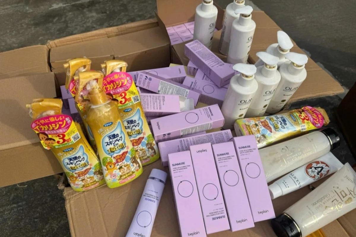 Công an thu giữ 95 loại mỹ phẩm, thực phẩm nghi giả mạo bán qua Facebook, Shopee: Công an đề nghị cung cấp "hàng thật" trước ngày 15/9 để đối chứng - Ảnh 1