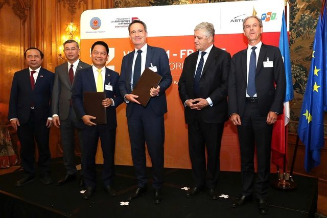 T&T Group ‘bắt tay’ cùng TotalEnergies phát triển dự án điện khí LNG Long Sơn 1.500 MW