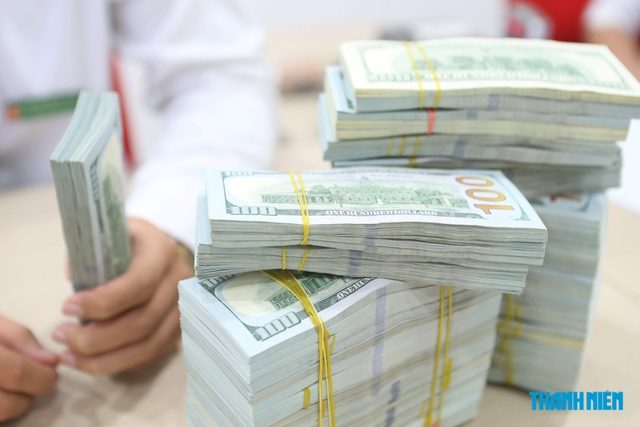 Giá USD hôm nay 16.9.2026: Tỷ giá trung tâm lập kỷ lục nhưng ngân hàng đi xuống - Ảnh 1