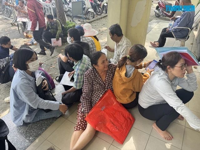 Trung ương chỉ đạo nóng vụ 'cò' làm hồ sơ đất đai nhanh hơn người dân