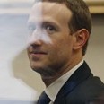 Mark Zuckerberg mặc đồ vest đến buổi điều trần với các nhà lập pháp Mỹ