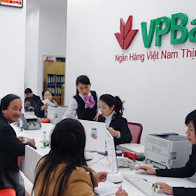 Cổ phiếu tăng trần, vợ sếp VPBank đăng ký mua thêm 5 triệu cổ phiếu