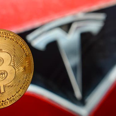 Đầu tư khủng, giá cổ phiếu Tesla gắn chặt với Bitcoin