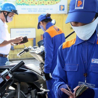 Giữ ổn định giá xăng ở mức 18.340 đồng/lít