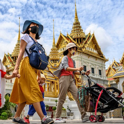 Hứng đợt dịch mới, Thái Lan phát 7 tỷ USD tiền mặt cho dân