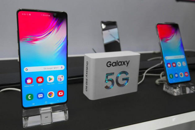 Samsung ra mắt điện thoại 5G đầu tiên trên thế giới - Ảnh 3.