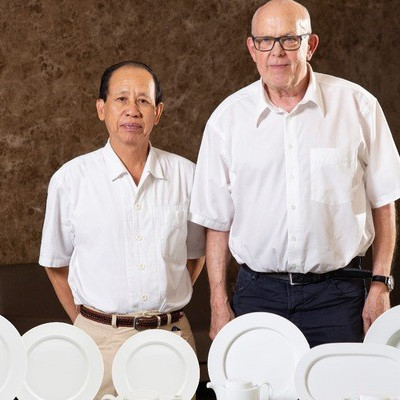 Sứ phẳng dựng ở nhiệt độ cao nhất Việt Nam chinh phục giải thưởng thế giới