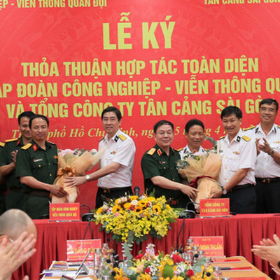 Tân Cảng Sài Gòn và Viettel ký thỏa thuận hợp tác toàn diện