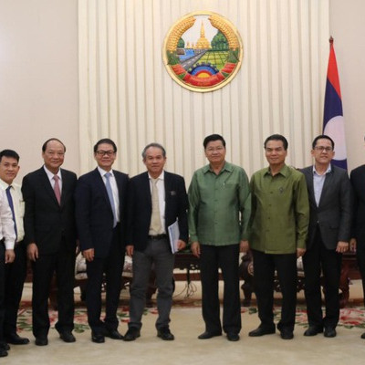 Thủ tướng Lào tiếp lãnh đạo Thaco và HAGL