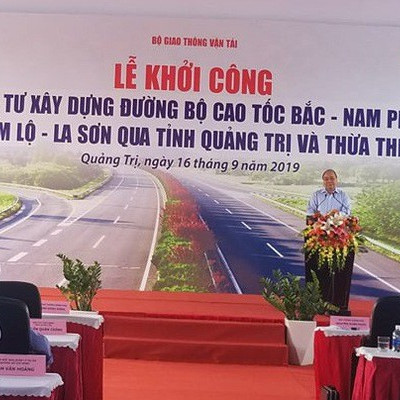 Thủ tướng: Phải chống tham nhũng, ăn cắp vật tư trong dự án cao tốc Bắc - Nam