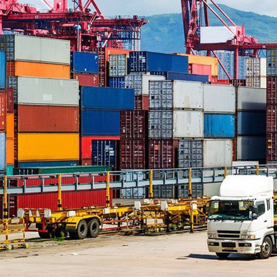 Thúc đẩy phát triển thương mại và logistics