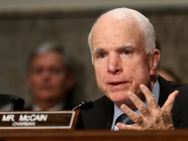 Thượng nghị sĩ John McCain sở hữu khối tài sản 200 triệu USD