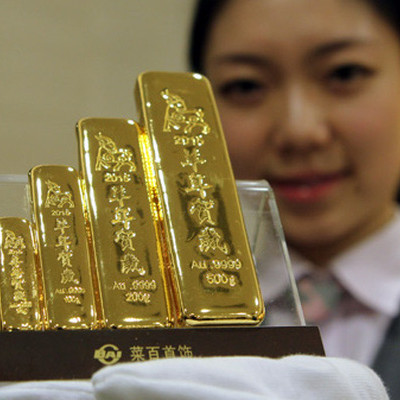 Trung Quốc đột ngột "gom" hàng trăm tấn vàng
