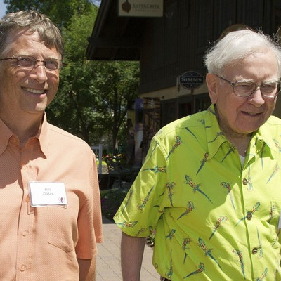 Tỷ phú Bill Gates học được điều gì từ Warren Buffett?