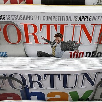 Tỷ phú Thái Lan chi 150 triệu USD tiền mặt mua tạp chí Fortune