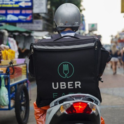 Uber có thể giao đồ ăn bằng máy bay tự lái trong 3 năm nữa