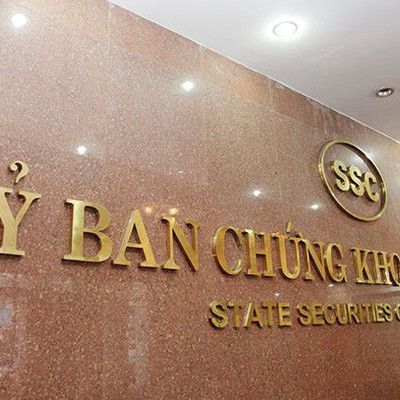 Ủy ban Chứng khoán nhà nước độc lập hay trực thuộc bộ?