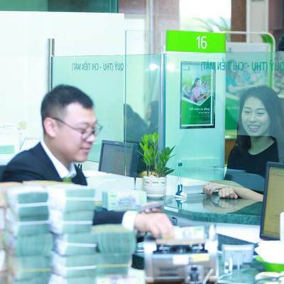 Vietcombank đồng loạt giảm lãi suất cho vay 7 lĩnh vực