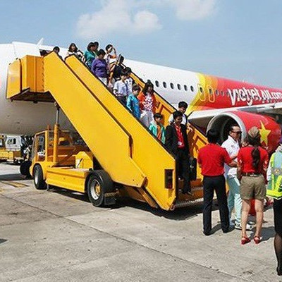 VietJet Air xin tự phục vụ mặt đất: “Miếng mồi béo bở” không ai muốn buông