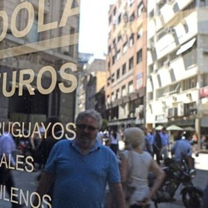 Argentina nâng lãi suất lên 40%