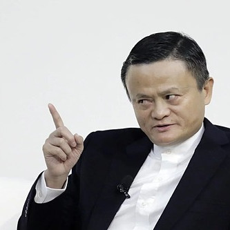 Bạn bè dồn dập gọi Jack Ma vay tiền