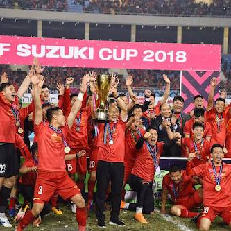 Bão giảm giá, khuyến mại mừng Tuyển Việt Nam vô địch AFF Cup