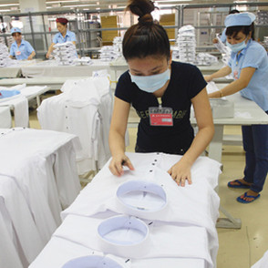 Chiến tranh thương mại Mỹ - Trung ảnh hưởng ra sao tới kinh tế Việt Nam