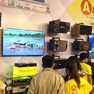 Cuộc tháo chạy của ông chủ thương hiệu karaoke Arirang