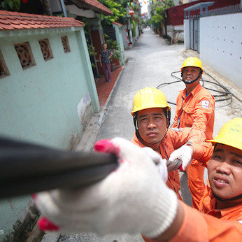 Cuối năm nay sẽ có biểu giá bán lẻ điện bậc thang mới