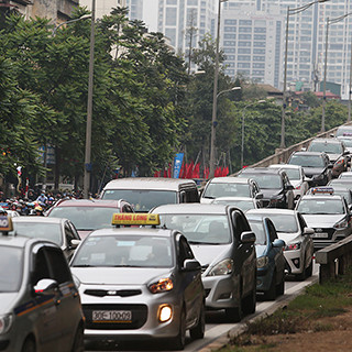 Đề xuất thay đổi cách tính phí trước bạ ôtô