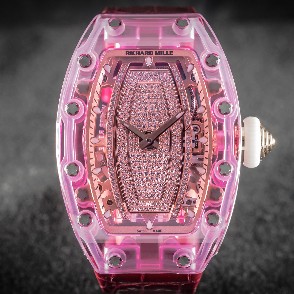 Đồng hồ Richard Mille Pink Lady Sapphire triệu đô dành cho phái đẹp