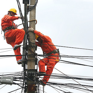 EVN tăng lãi nhưng giảm nộp ngân sách